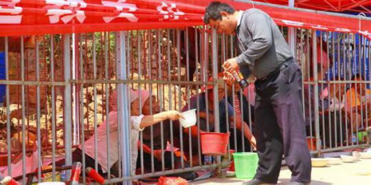 pendapatan-pengemis-di-china-setara-gaji-presiden Profesi Pengemis Jalanan yang Menggiurkan