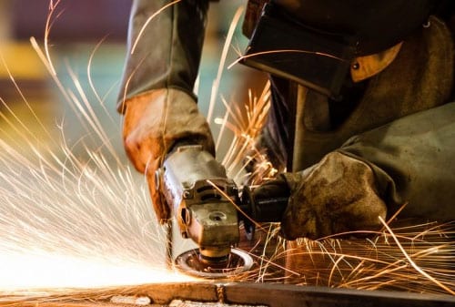 Cara Perusahaan Membantu Pekerja yang Cemas dengan Keuangannya - Perencana Keuangan Independen Finansialku