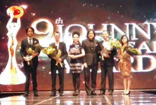 Kisah Sukses Johnny Andrean Pendiri J.Co, BreadTalk dan Johnny Andrean Salon 02 - Finansialku
