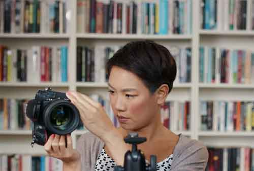 Bagaimana Cara Menambah Komentar Dari Viewers pada Video Blog YouTube Kamu 02 - Finansialku