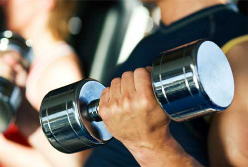 Lebih Hemat Mana Beli Alat Fitness Sendiri Atau Ikut Membership Gym 02 - Finansialku