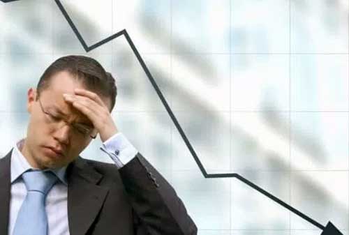 Waspada! 11 Tanda-tanda Seseorang akan Jatuh Miskin dan Bangkrut 02 - Finansialku