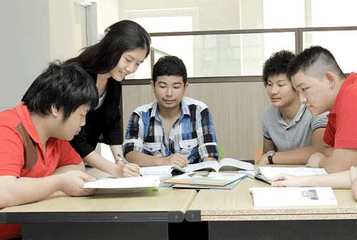 Menimba Ilmu Di Homeschooling Ketahui Kelebihan dan Kekurangan Sebelum Memutuskan Anak Sekolah 02 - Finansialku