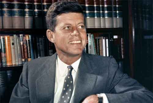 Belajar Mencapai Kesuksesan Hidup Melalui Kata-kata Bijak John F. Kennedy 03 - Finansialku