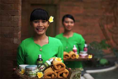 Mengenal Martha Tilaar, Pelopor Waralaba Salon dan Spa Nasional 02 - Finansialku