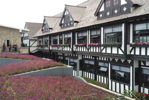 Rumah Hobbit Bandung 04 - Finansialku