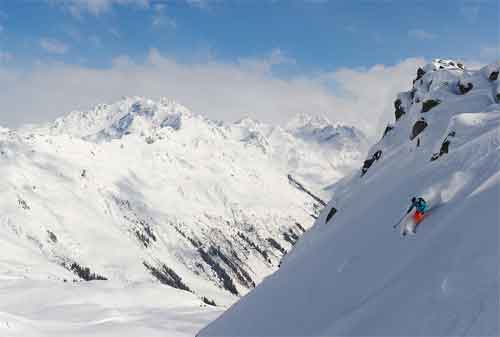 10 Resort Ski Termewah di Dunia 05 Klosters - Finansialku