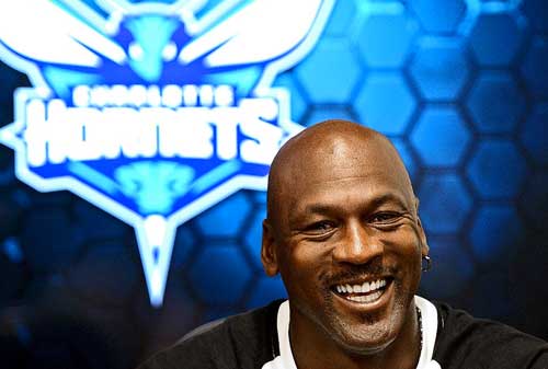 Atlet-Pebisnis-14-Michael-Jordan-Finansialku