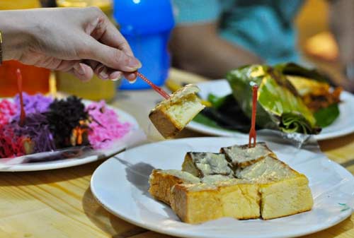 Franchise Dapoer Roti Bakar 02 Finansialku