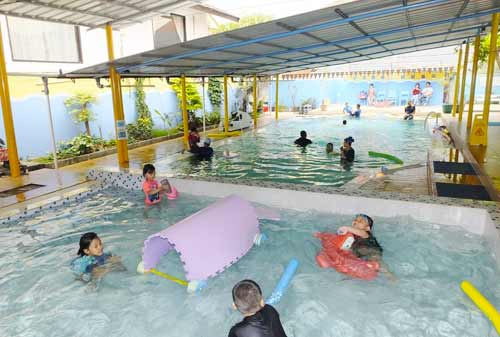 Anak-Air-Swim-School-3-Finansialku