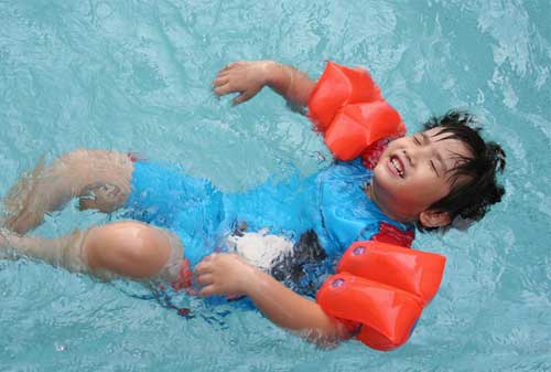 Anak-Air-Swim-School-4-Finansialku