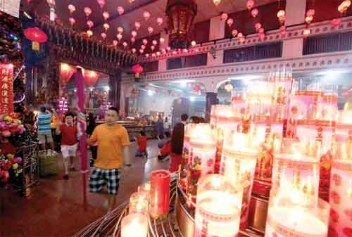Destinasi Liburan Imlek 2018 01 Vihara Setia Budi Medan - Finansialku