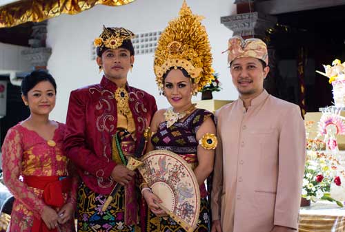 7-Pernikahan-Adat-yang-Paling-Mahal-6-Bali-Finansialku