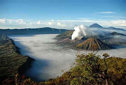 Paket Wisata Bromo 03 Bukit Mentigen - Finansialku
