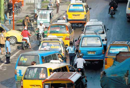 Pilih-Beli-Mobil-atau-Beli-Rumah-3-Angkot-Finansialku
