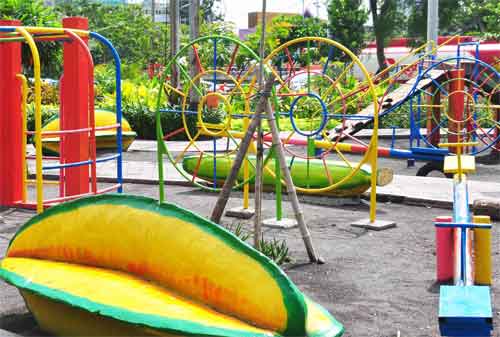 Taman di Surabaya 19 - Taman Undaan