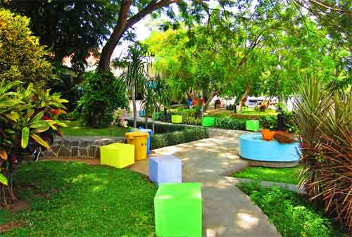 Taman di Surabaya 21 - Taman Ekspresi