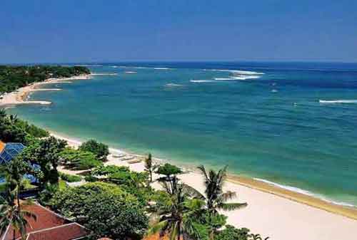 Wisata-di-Bali-25a-Pantai-Seminyak---Finansialku