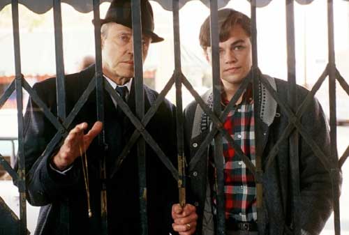 Belajar-dari-Film-Catch-Me-If-U-Can-1-Finansialku