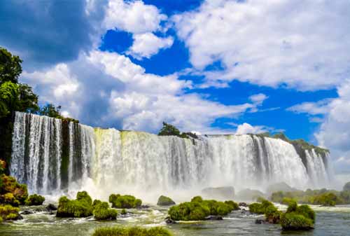Liburan-ke-Wakanda-Air-Terjun-Iguazu-5-Finansialku