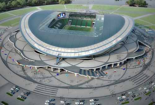 Stadion-Sepak-Bola-Termahal-03-Finansialku