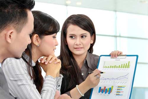 WASPADA! 5 Ciri Agen Asuransi Jiwa yang Bakal Merugikan Klien 2 Finansialku