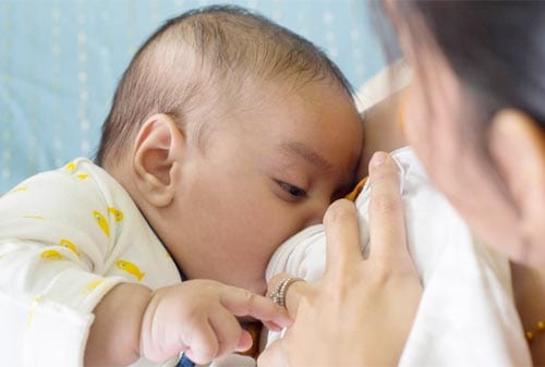 Apa Itu MPASI dan Kapan Waktu yang Tepat Memberikannya Pada Bayi 4 Finansialku