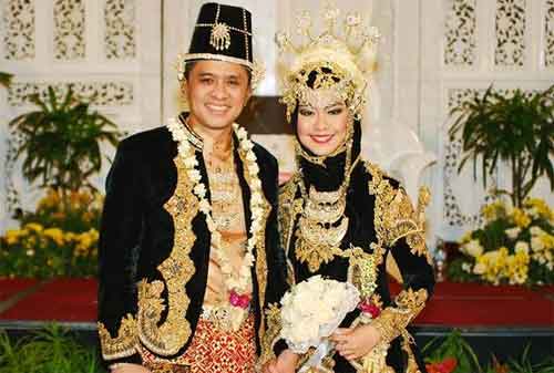 Definisi Amalgamasi Adalah 02 Pernikahan - Finansialku
