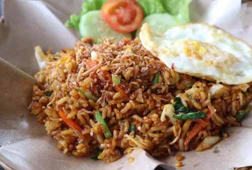 Kuliner Khas Indonesia 15 (Nasi Goreng Khas Jawa) - Finansialku