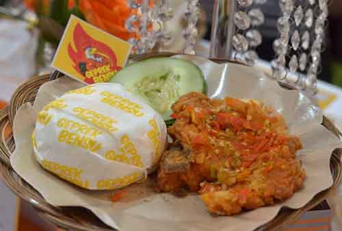 Mengenal Prospek Waralaba Ayam Geprek di Indonesia yang Populer! 03 - Finansialku
