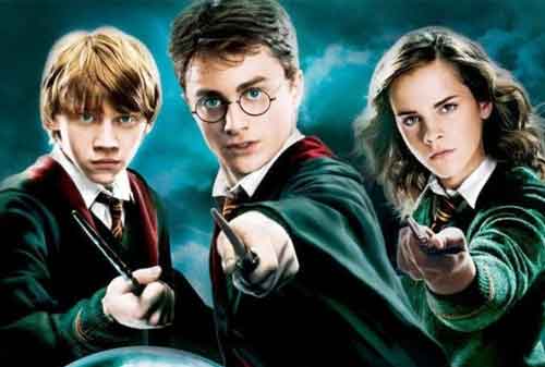 10 Film Franchise Tersukses Dunia Dengan Pendapatan Tinggi 09 Harry Potter - Finansialku