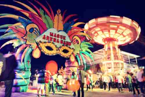 Taman Hiburan 6 Batu Night Spectacular - Finansialku